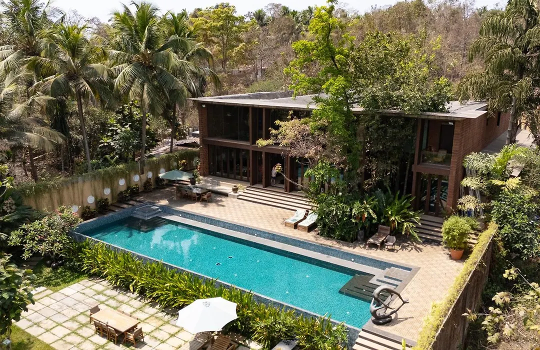Elivaas The Glass Villa - Ultra Luxe 4 Bhk With Infinity Pool-1
