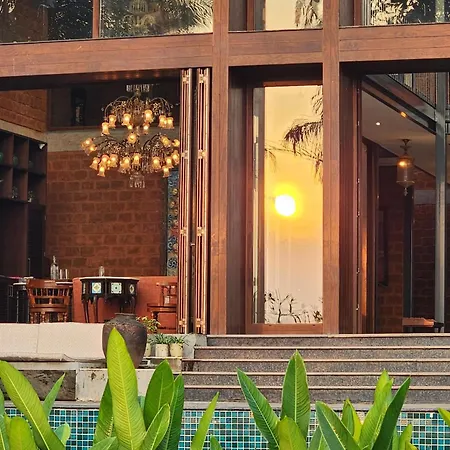 Elivaas The Glass Villa - Ultra Luxe 4 Bhk With Infinity Pool-3